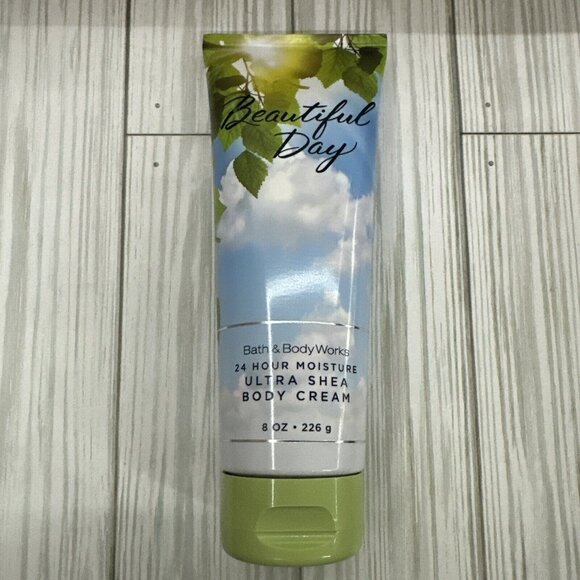 Bath and Body Works Beautiful Day 24 HR Ultra Shea Body Cream 8 oz - Picture 1 of 7